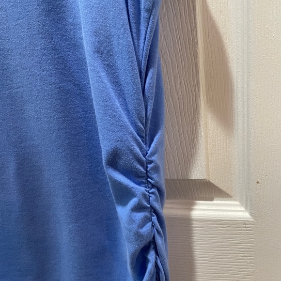 Michael Kors cap sleeve top. - Picture 5 of 6